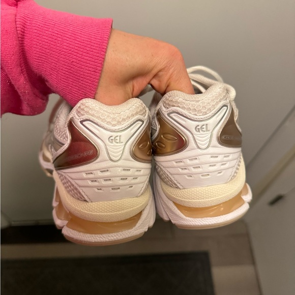 ASICS Gel-Kayano 14 “White Simply Taupe” 2023 - Picture 3 of 6